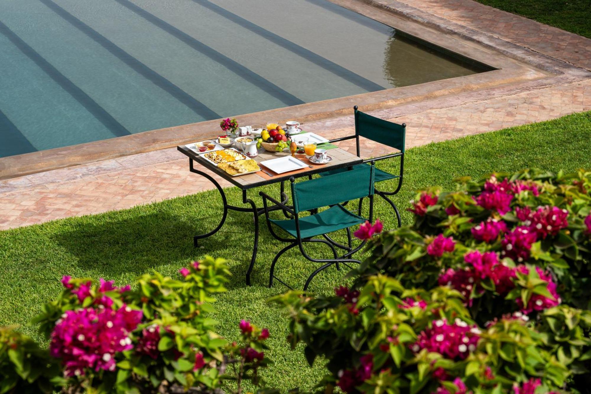 Tigmi Bed & Breakfast Oumnas Dış mekan fotoğraf
