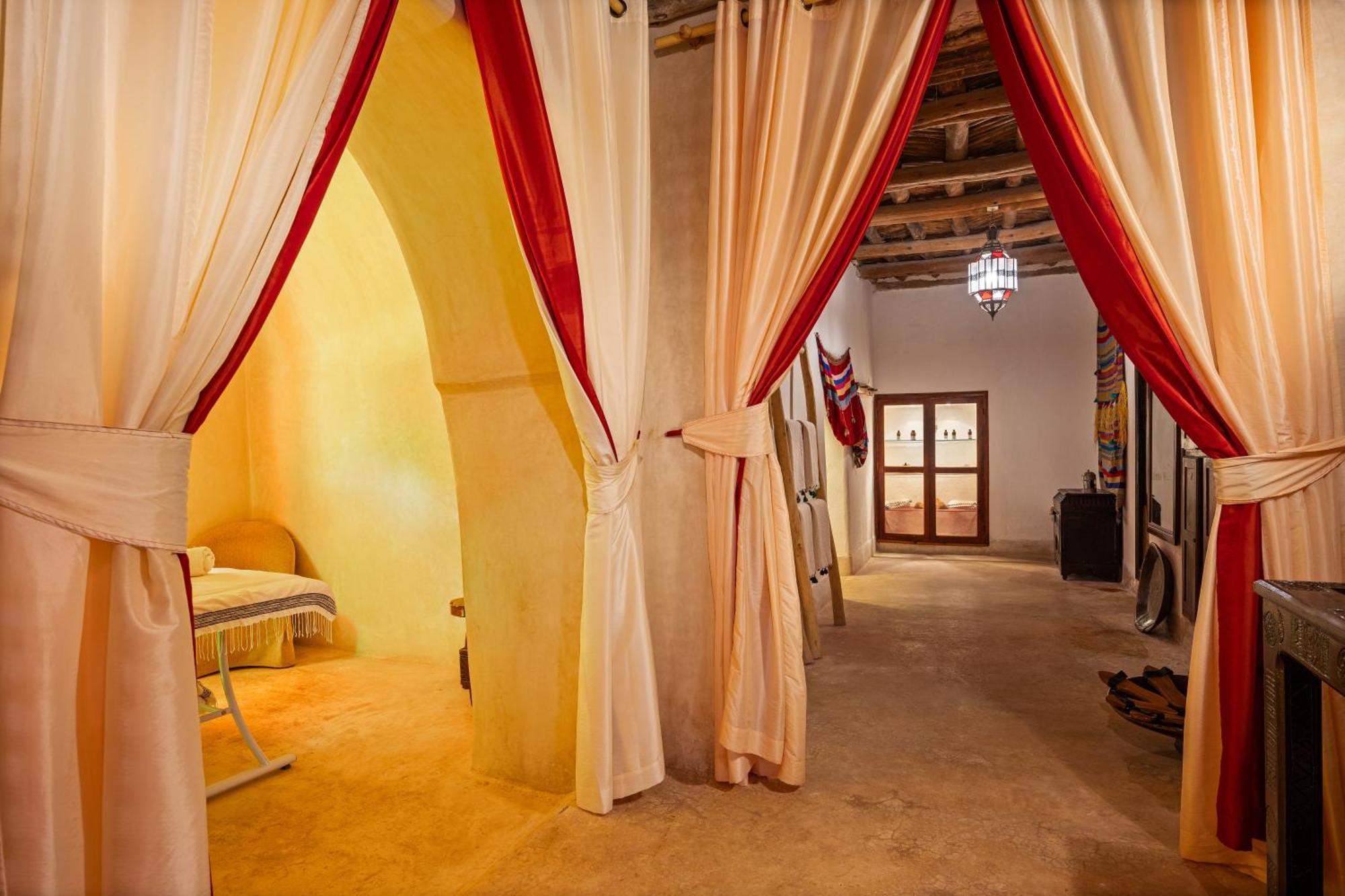Tigmi Bed & Breakfast Oumnas Dış mekan fotoğraf